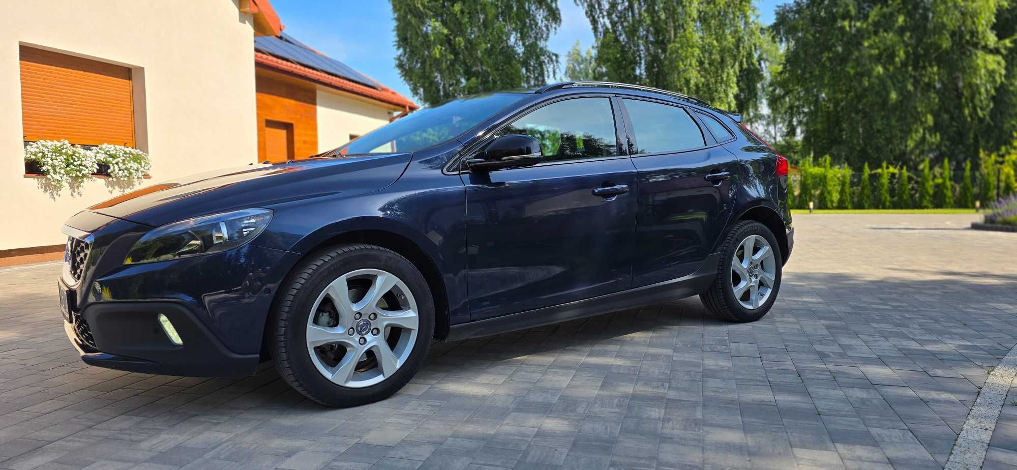 Volvo V40 CROSS COUNTRY 1.6 180KM 2014r. benzyna 54 tyś km - IDEALNY