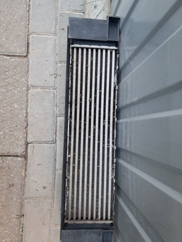 Chłodnica intercooler - BMW 3 ( F30 , F31 ) - BMW 2 ( F22 )