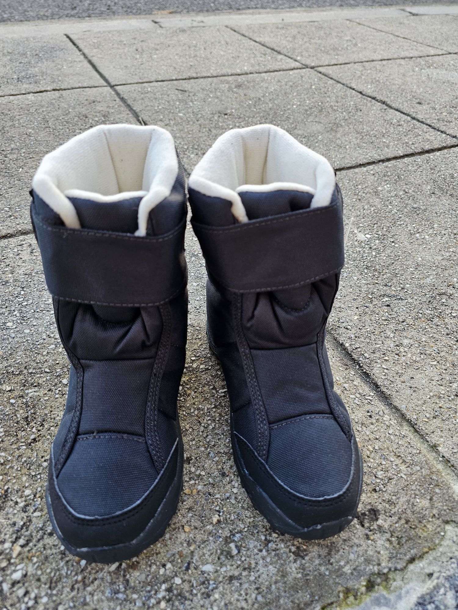 Botas waterproof novas Quechua de criança