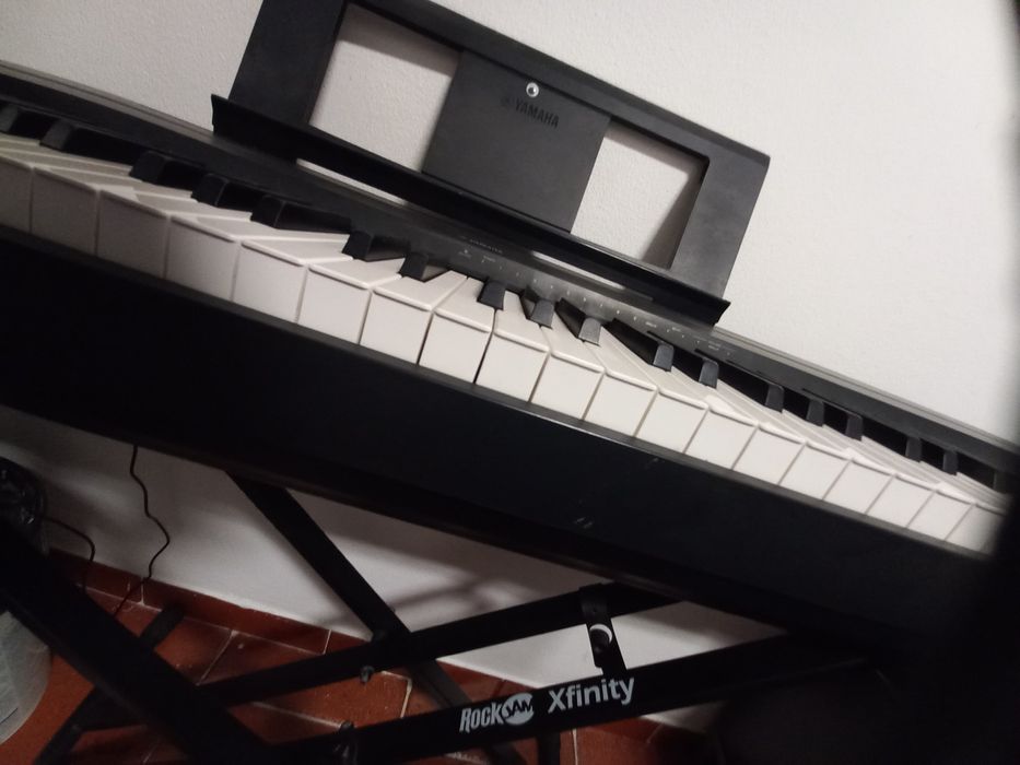 Yamaha p45 ssi som em poucas teclaa