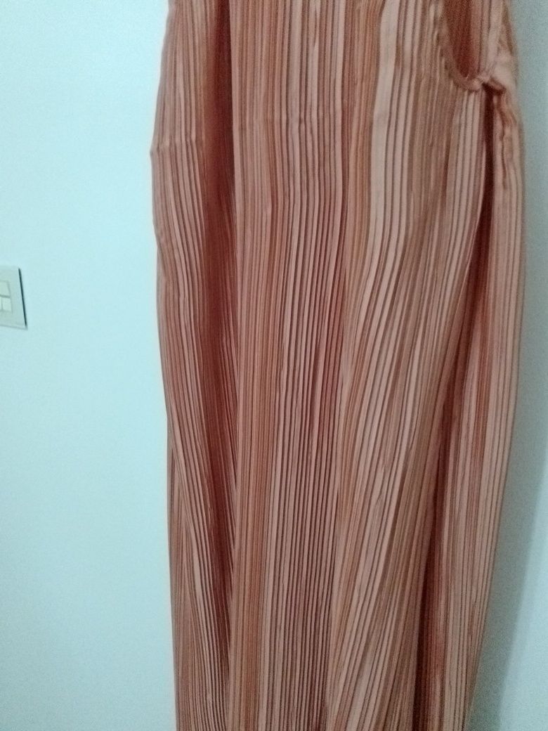 Vestido cor coral