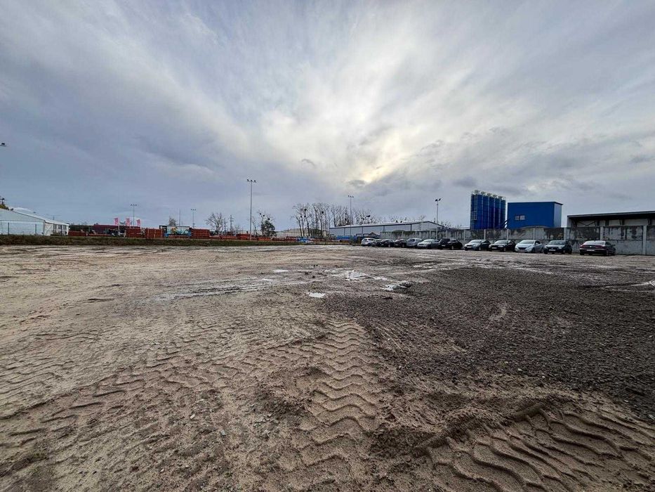 Utwardzony plac o powierzchni 3000 m2 - Gdańsk ul. Jabłoniowa