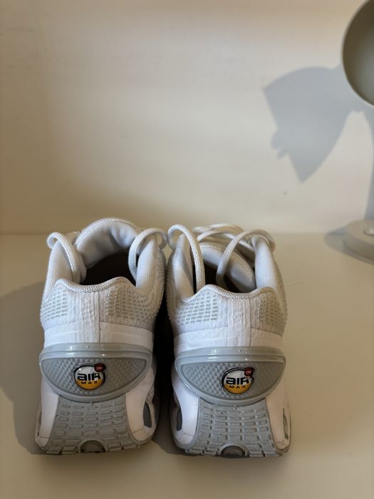 Nike DN brancas como novas