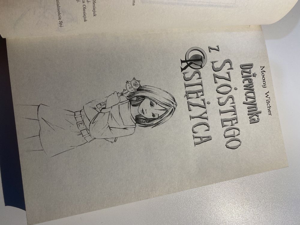 Dziewczynka z szóstego księżyca