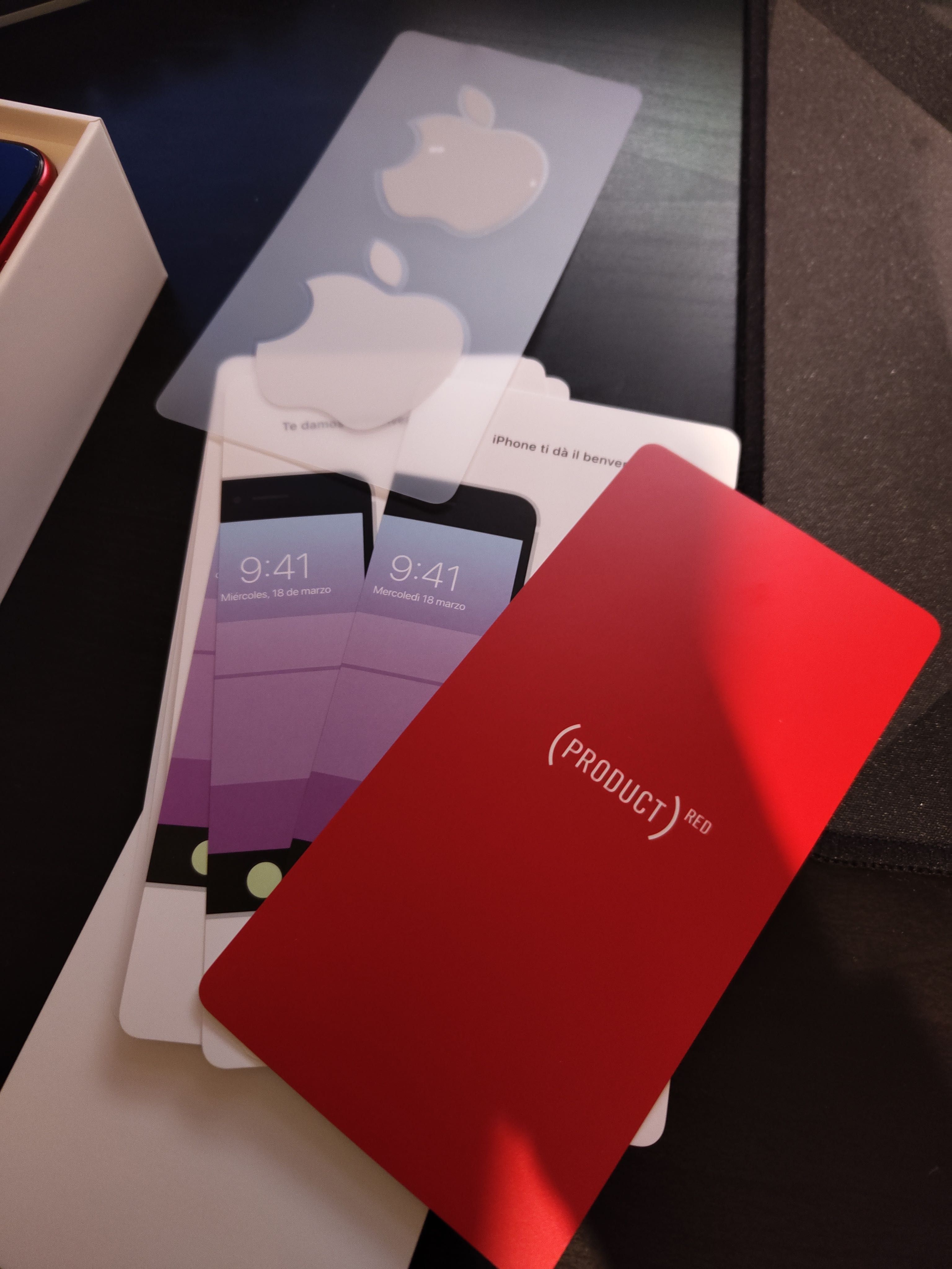 iPhone SE 2nd Gen - Product Red