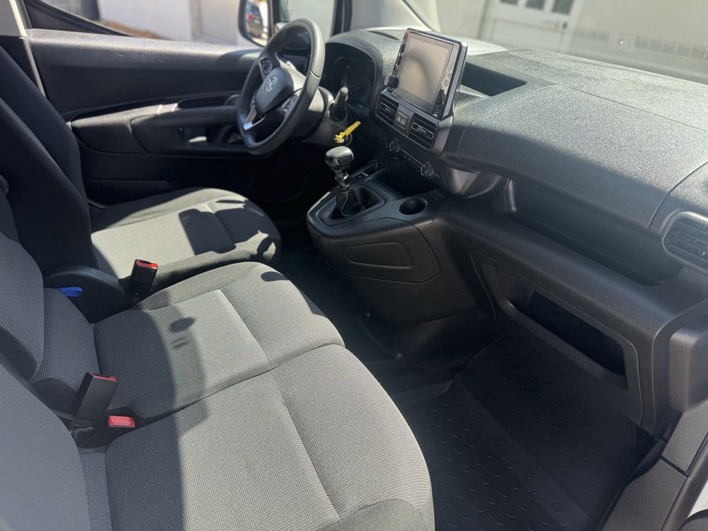 Opel Combo 1.5 HDI  caixa 6 Veloc. 2022 C/ IVA INCLUÍDO NO PREÇO