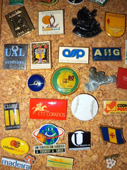 Pins de lapela diversos