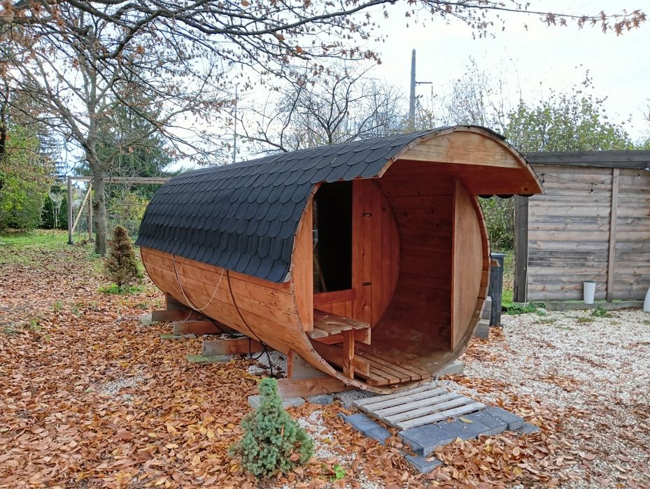 Duża sauna ogrodowa