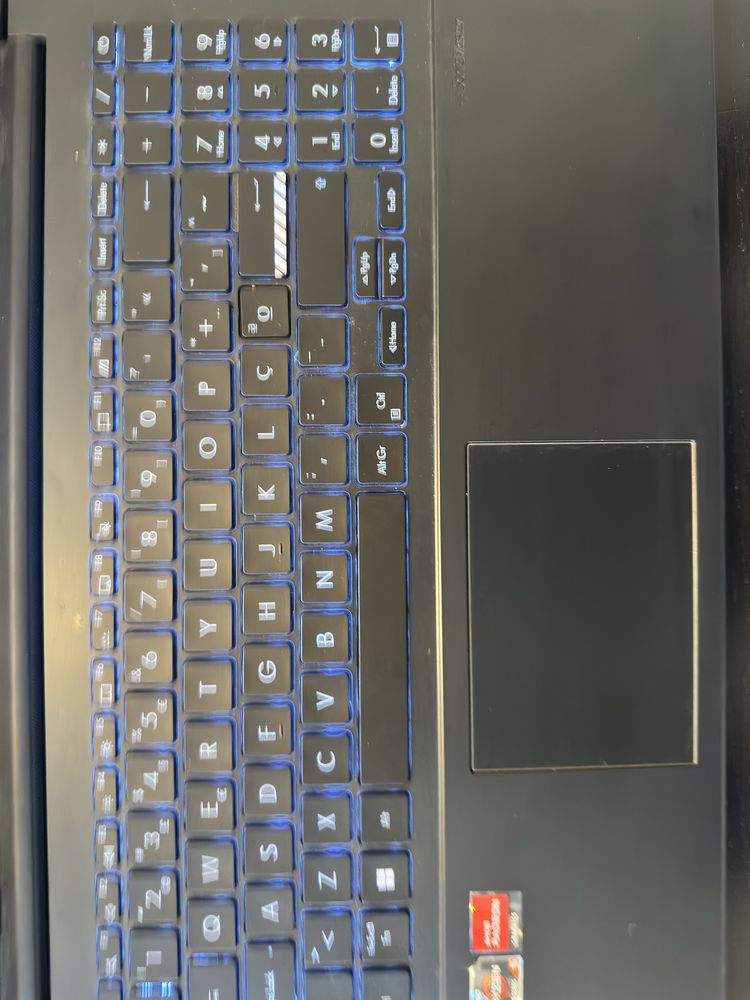 ASUS VivoBook Go E1504FA – Ryzen 5, 16GB RAM, 512GB SSD (Usado)