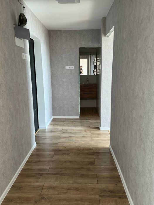 Ремонт квартир /покраска/штукатурка/шпатлевка/обои/ламинат/плитка