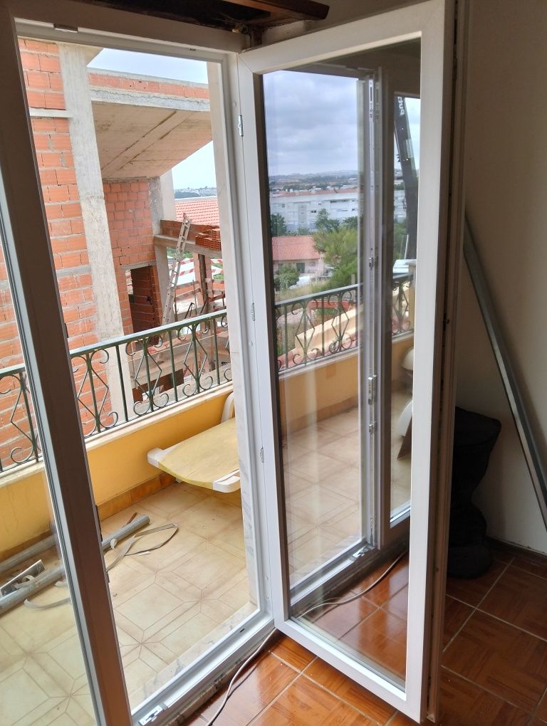 Caxilharia/remodelações/construções