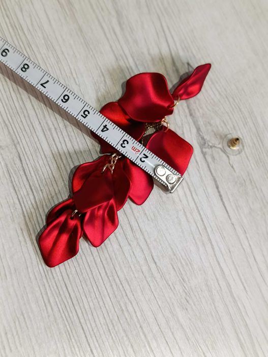 eleganckie satynowo czerwone Boże Narodzenie  kolczyki długie wiszące