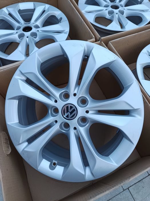 #B11 Alufelgi R17 5x112 ET52 BMW Audi VW Seat Skoda Mercedes