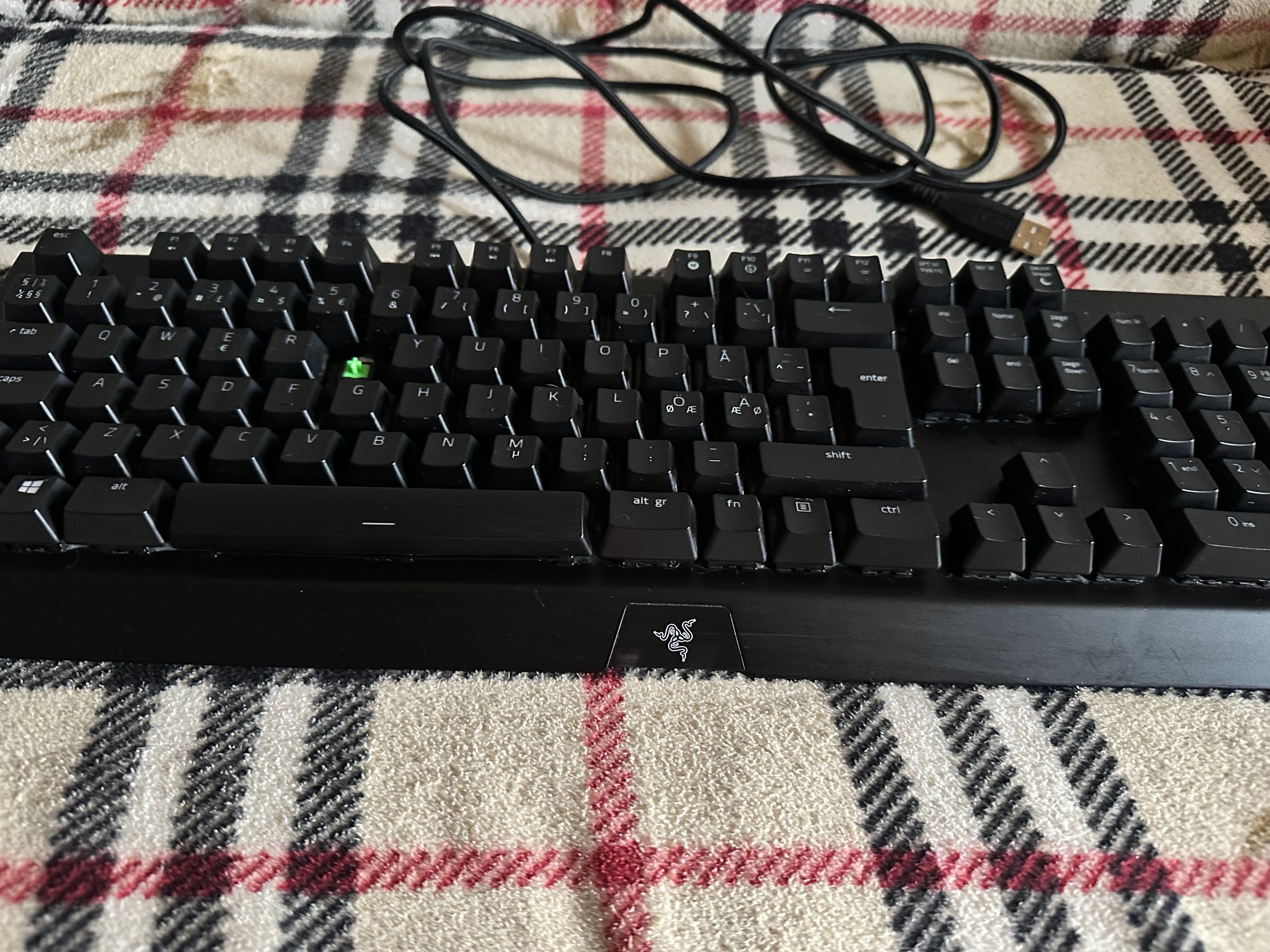 Ігрова клавіатура Razer Blackwidow X Chroma
