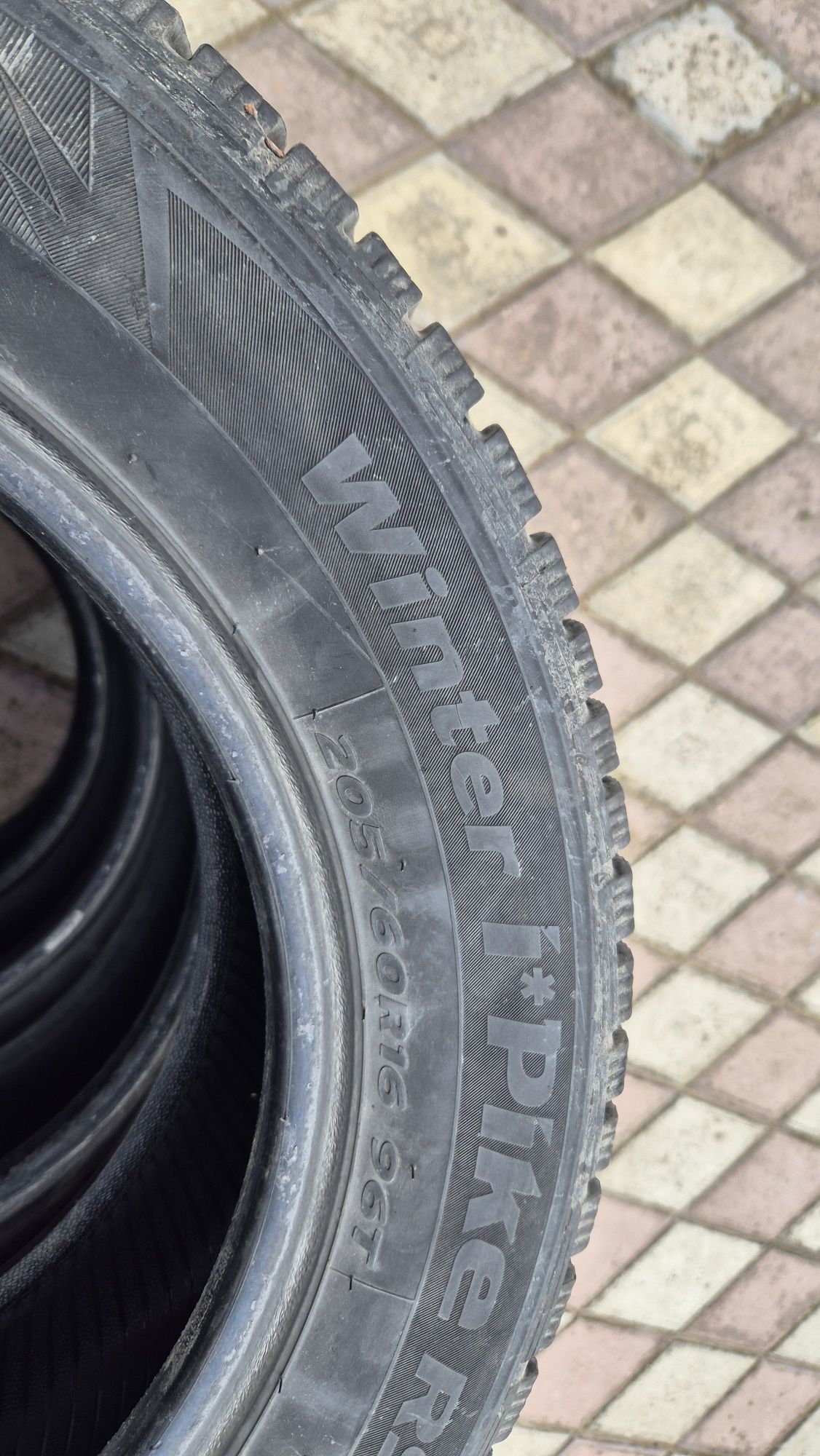 Комплект зимової резини Hankook