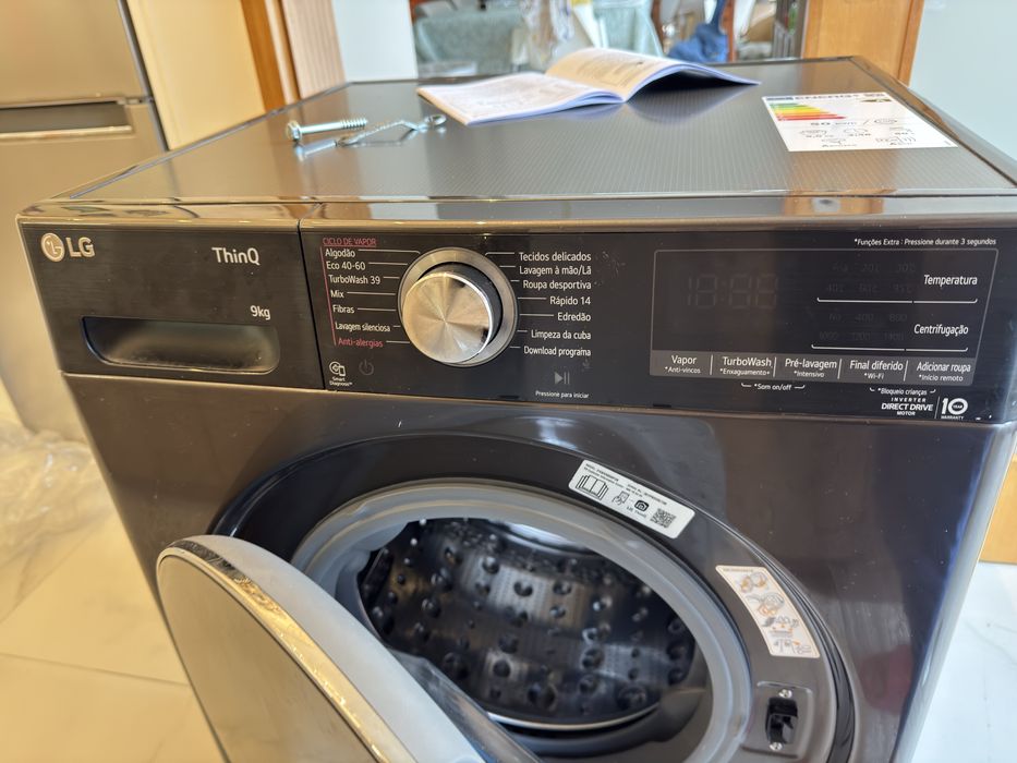 Maquina de lavar a roupa LG com placa eletrica avariada