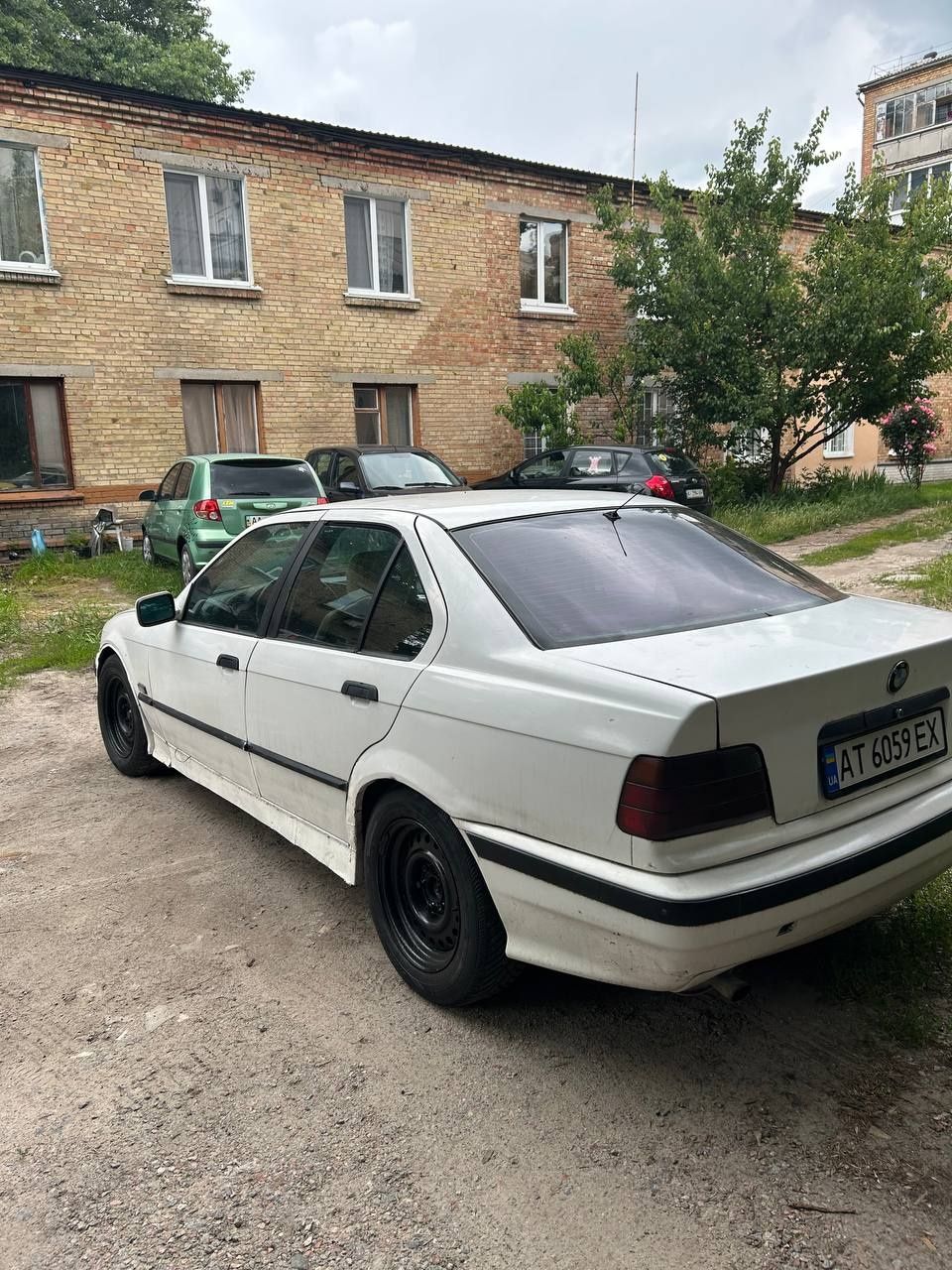 Продам бмв е36 1,8