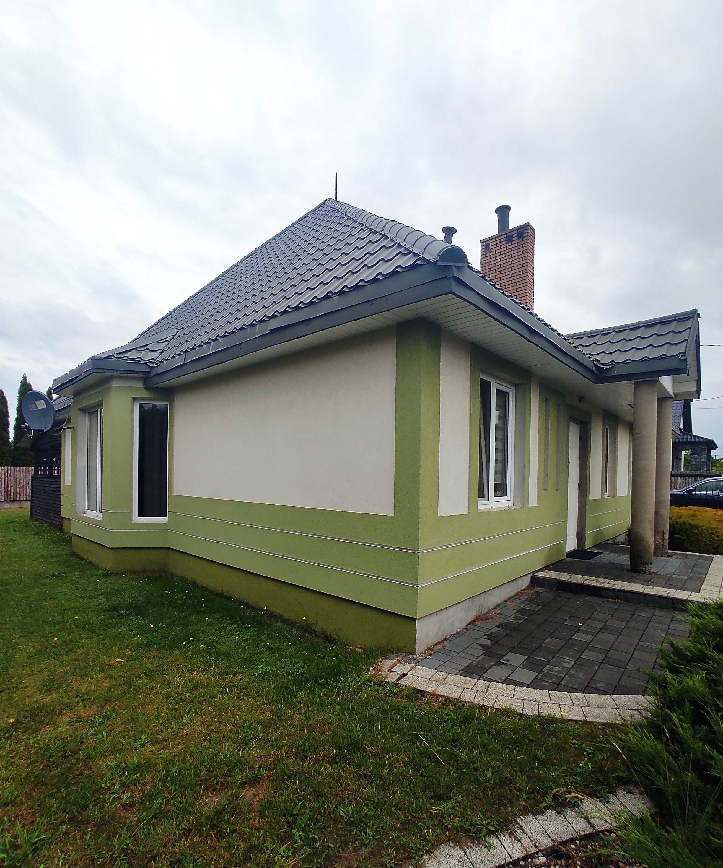 Sprzedam dom wolnostojący 130m2 z ogrodem, poddasze użytkowe, garaż