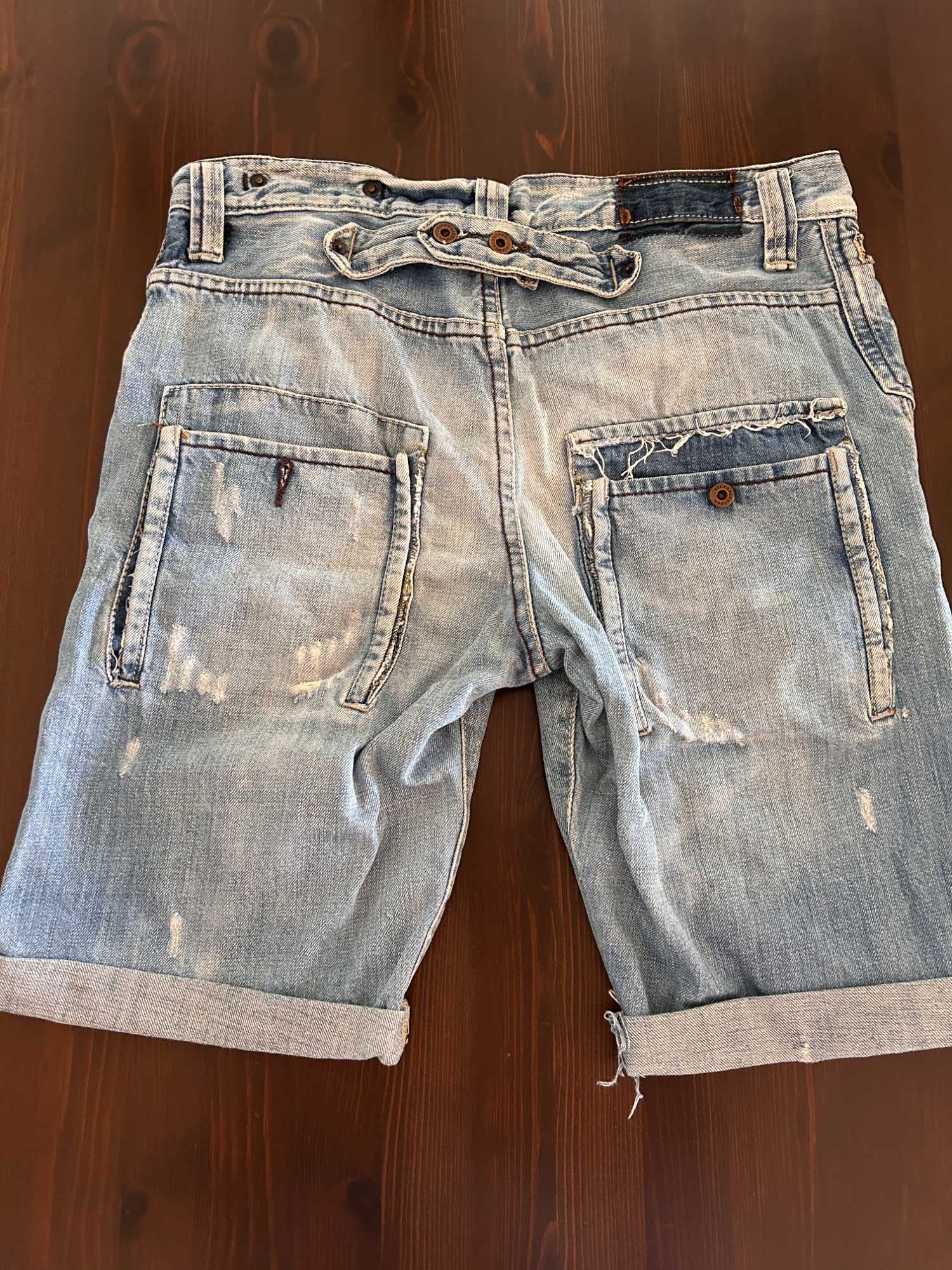Lote de roupa de homem