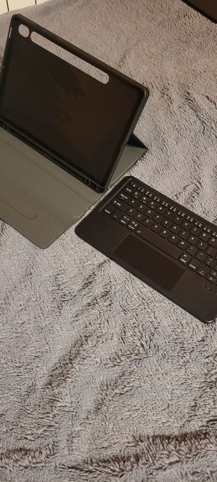 Samsung Galaxy Tab S9 WiFi 128gb/8gb + Book Cover Keyboard +Note Paper