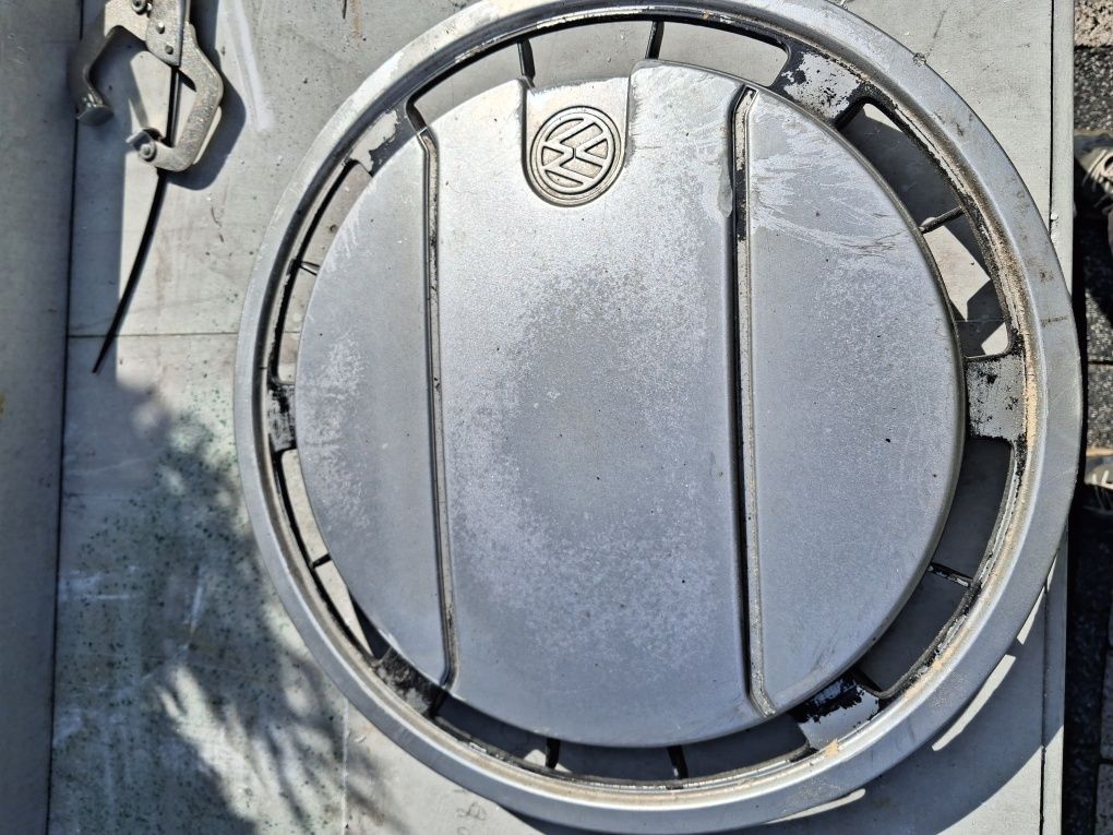 Kołpaki 15" ford peugeot i vw polo 88r