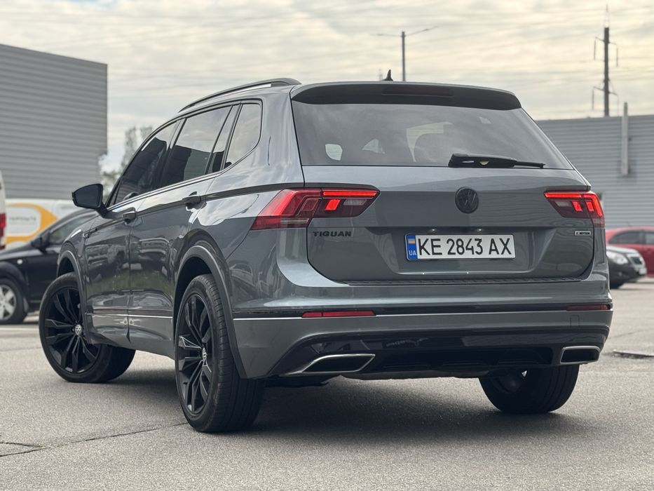 Volkswagen Tiguan R line