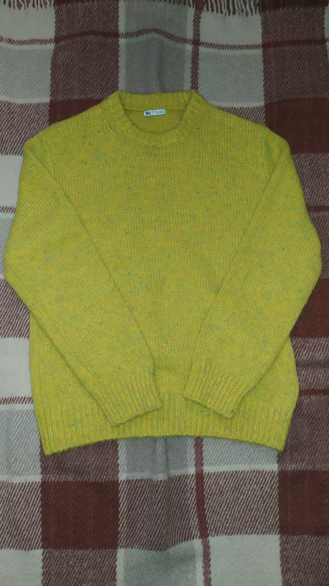 Стильный свитер ZARA