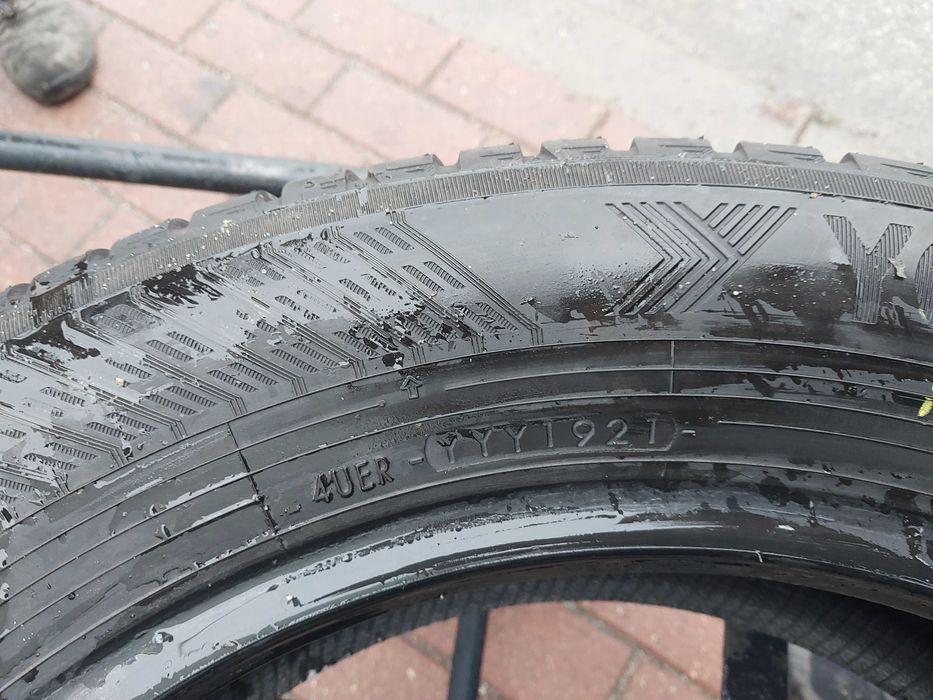 Opony caloroczne 215.60.17 Yokohama 2021 rok Montaż