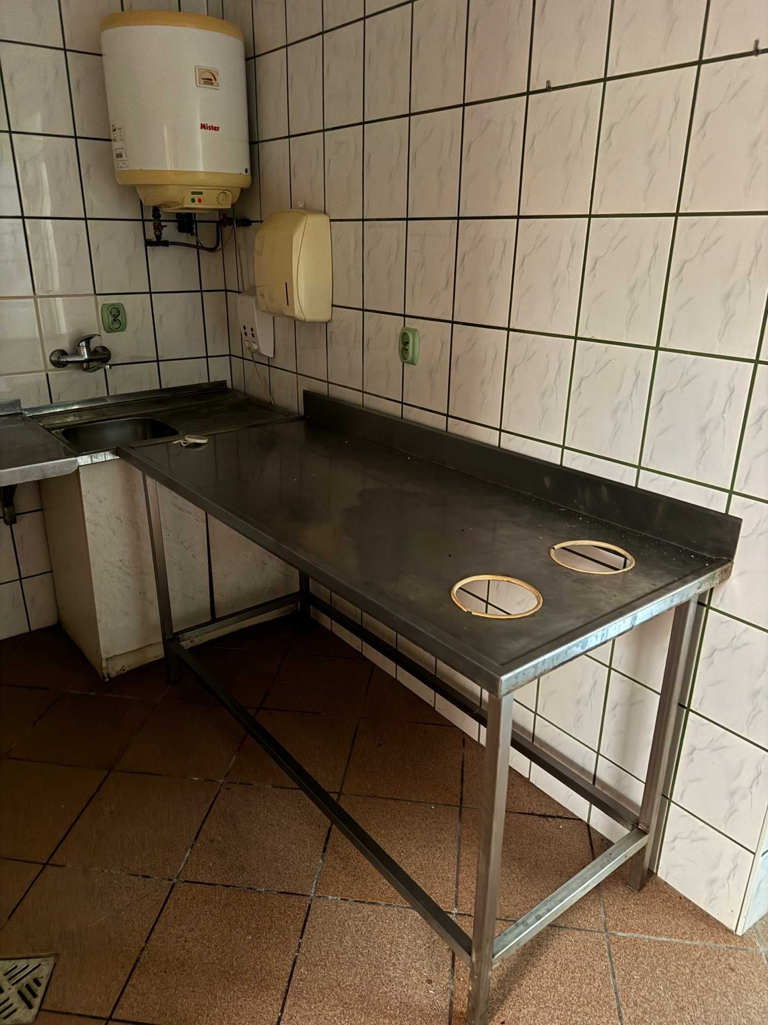 Sprzedam wyposażenie ubojni, rzeźni, zakładu przetwórstwa mięsnego