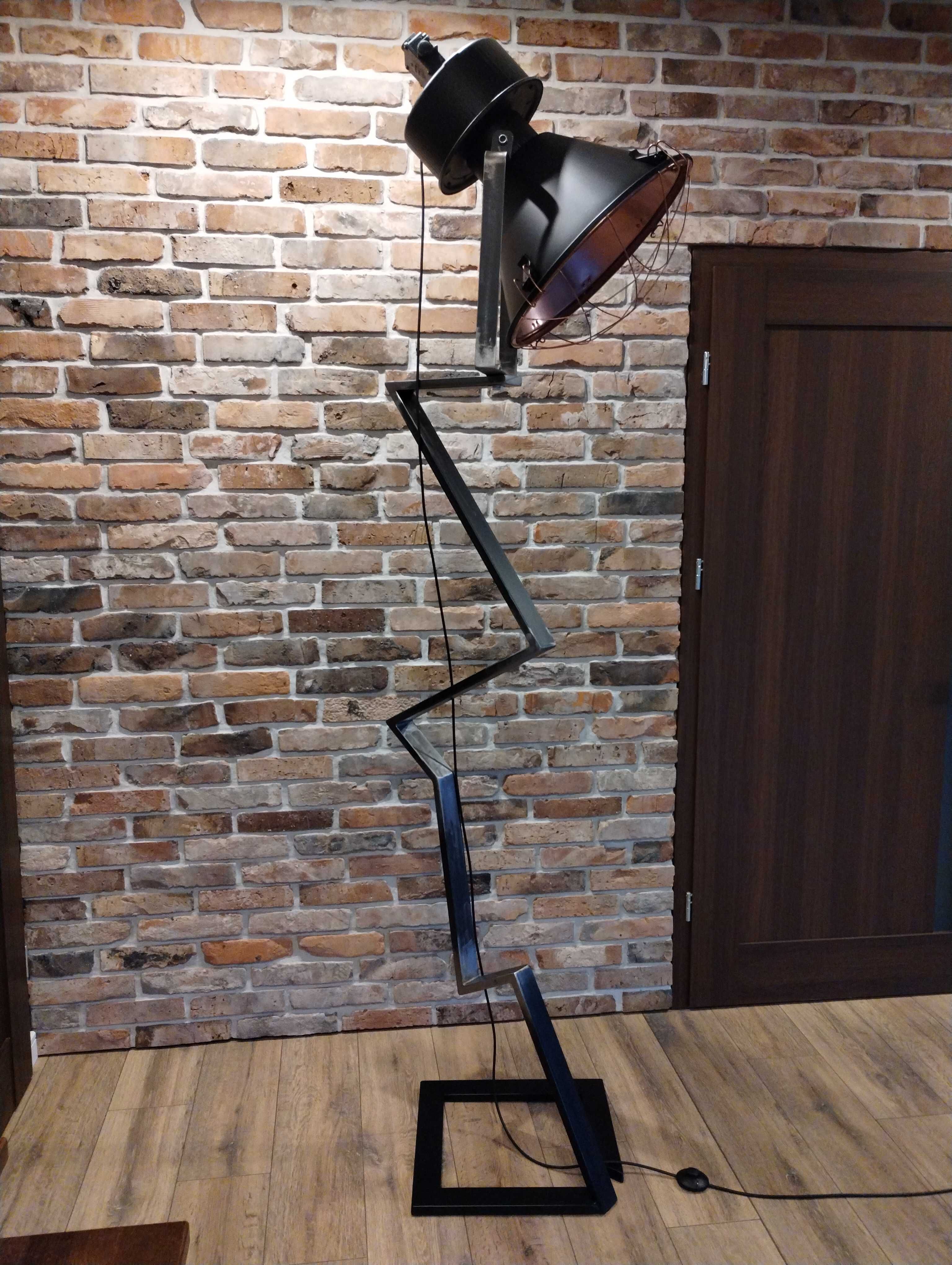 Lampa stojąca  Loft-industrial