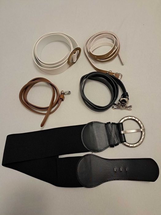 Zestaw pięciu różnych damskich pasków oryginalnych vintage, jak nowe