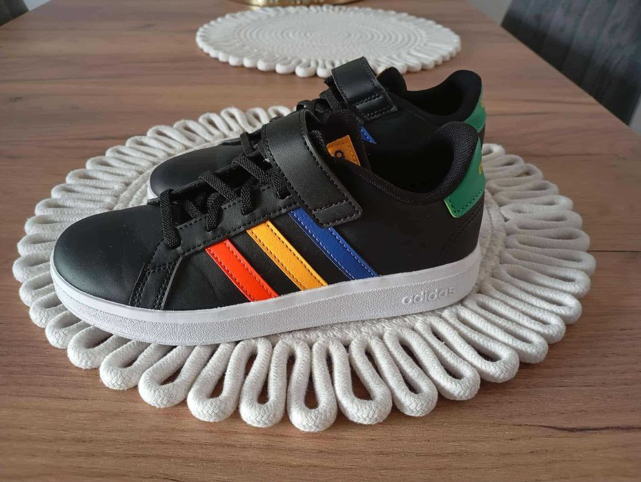 Buty Adidas  Snakers Grand Court rozmiar 34