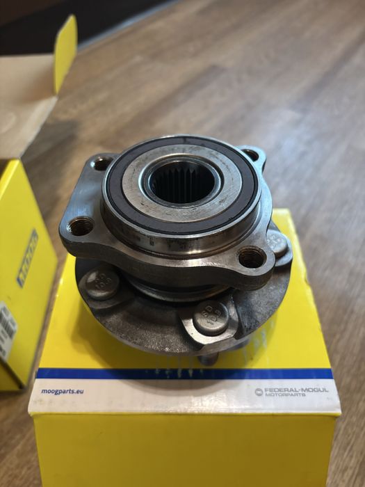 Ступица переднняя Subaru Forester Impreza Legasy