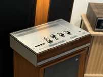 Telefunken Acusta. Wzmaczniacz V250 oraz Tuner T250
