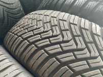 Sprzedam dwie całoroczne opony Continental,  215/60 R16. wys 6mm.