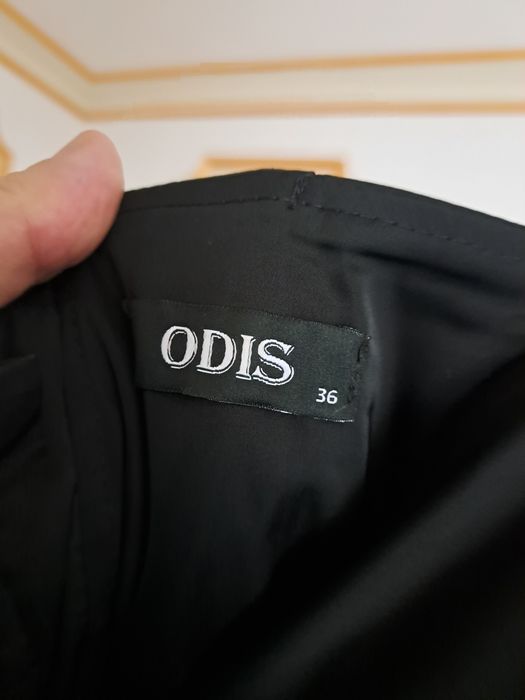 Sukienka czarna Odis studniówka bal 36  S