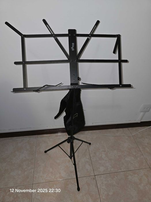 Guitarra classica Paco Castillo 240