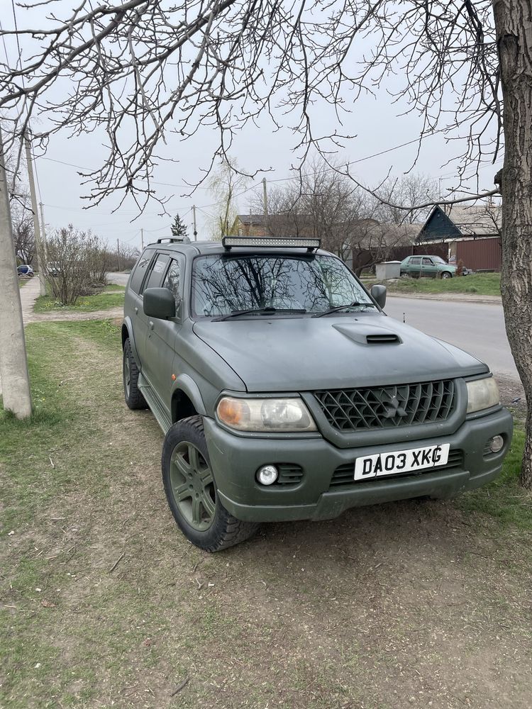 Продаж Mitsubishi Pagero sport