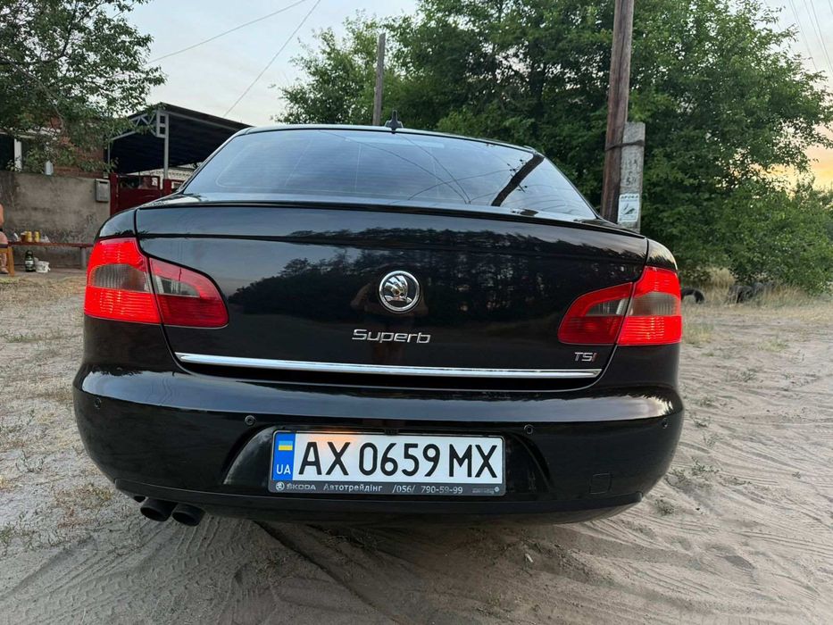 Продаю шкоду супер б
