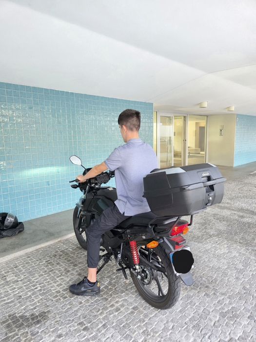 HONDA CB125F  4500km