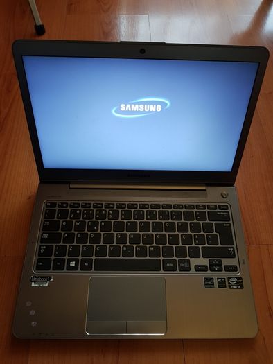 Samsung Ultrabook Core I5