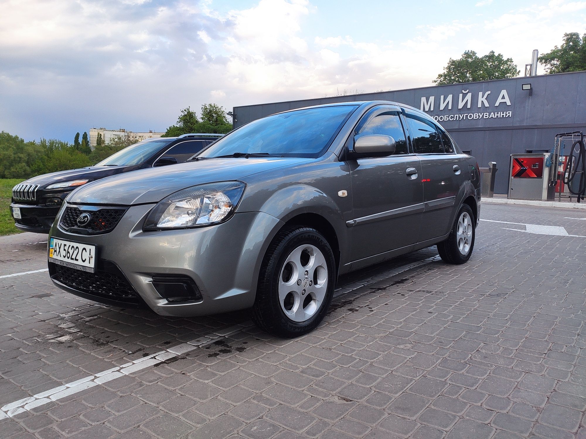 Авто Kia Rio 2011 рік(Власник з салону)