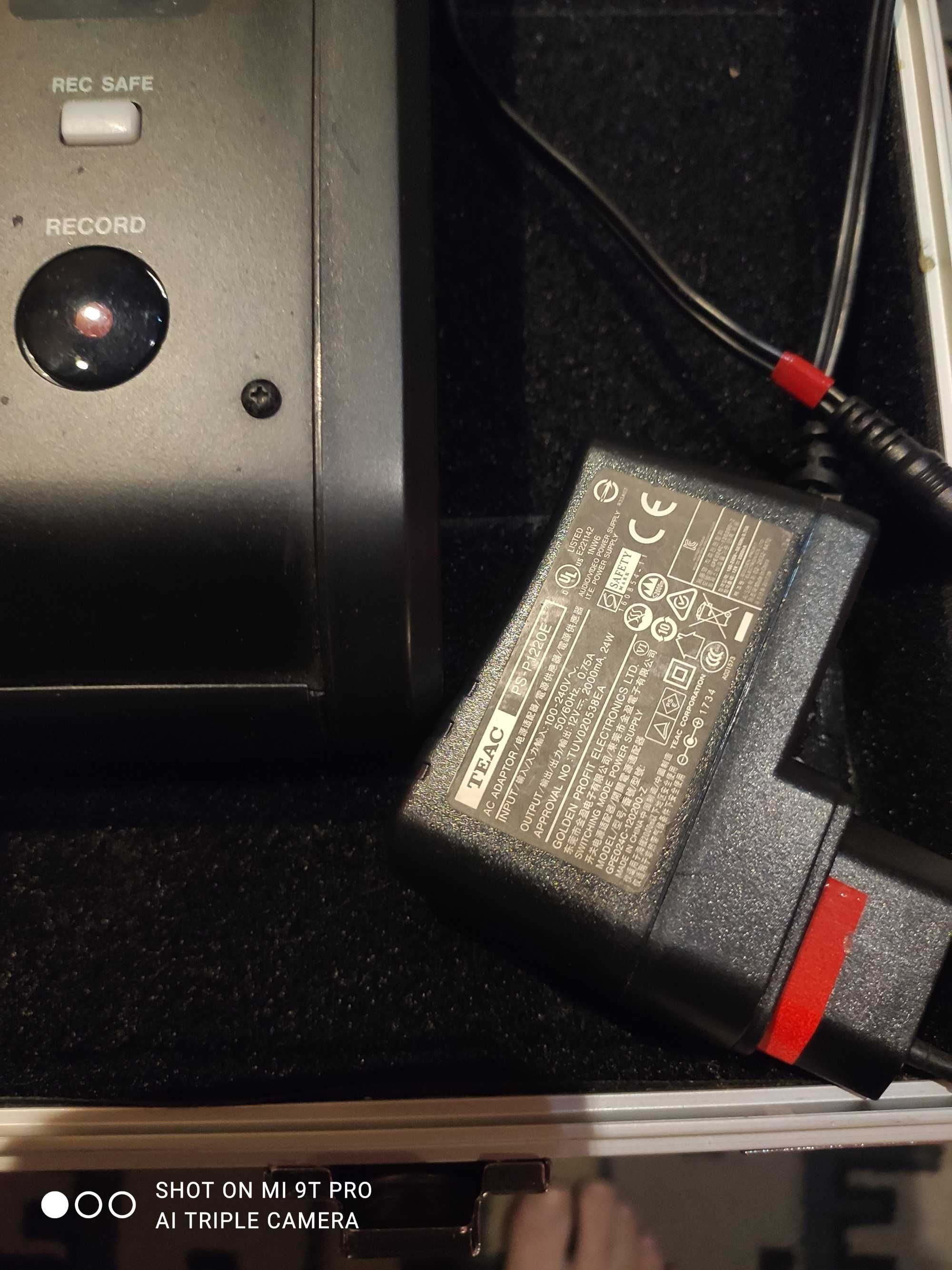 mixer cyfrowyTascam DP-32SD z nagrywaniem