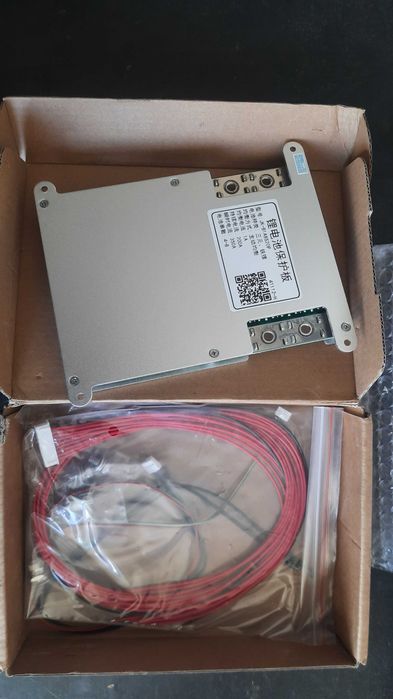 гiбридний iнвертор 3.2 квт