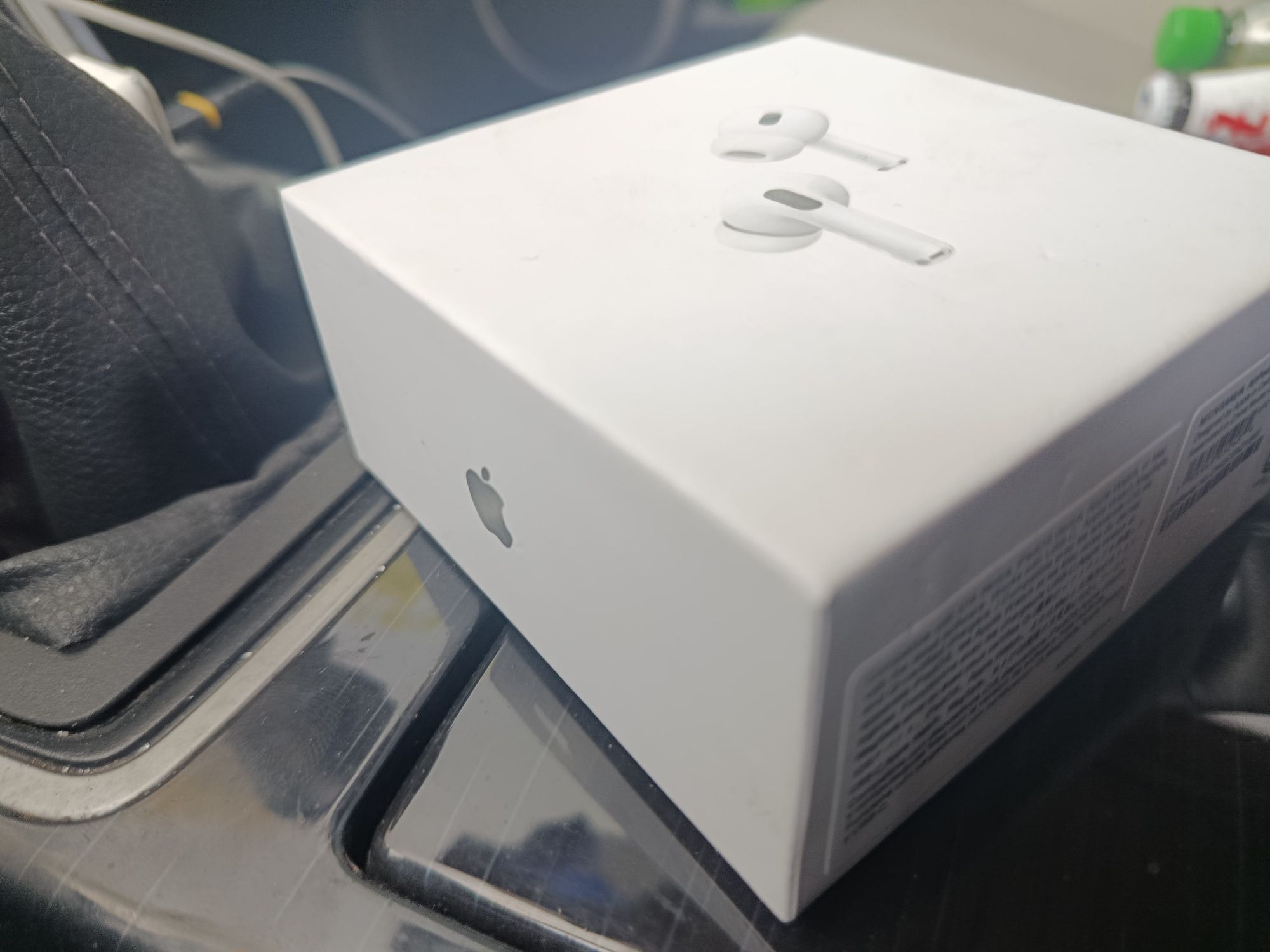 Sprzedam nowe oryginalne AirPods Pro 2