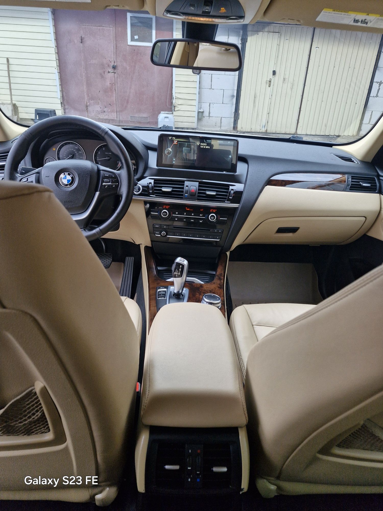 BMW x3 задній привід