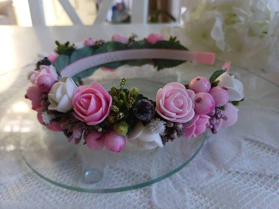 Квітковий обруч ручної роботи