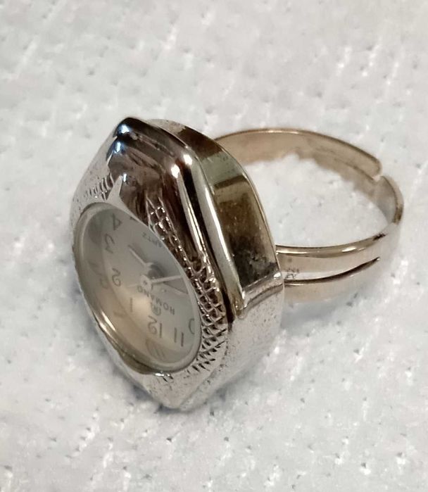 Relógios pessoais, com falta de pilhas, desde 5€