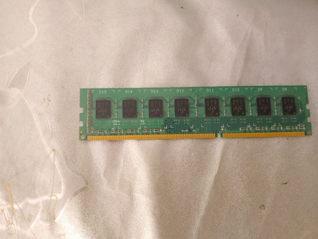 Оперативная память ddr3 на 4gb