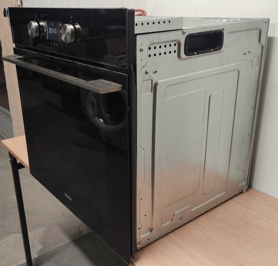 Piekarnik zabudowa Teka HLB 8400 P BK OUTLET 22GE50